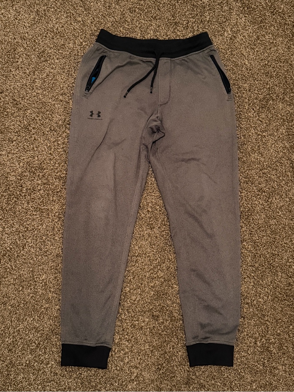 Under Armour Men’s Gray Jogger Sweatpants with Black Trim